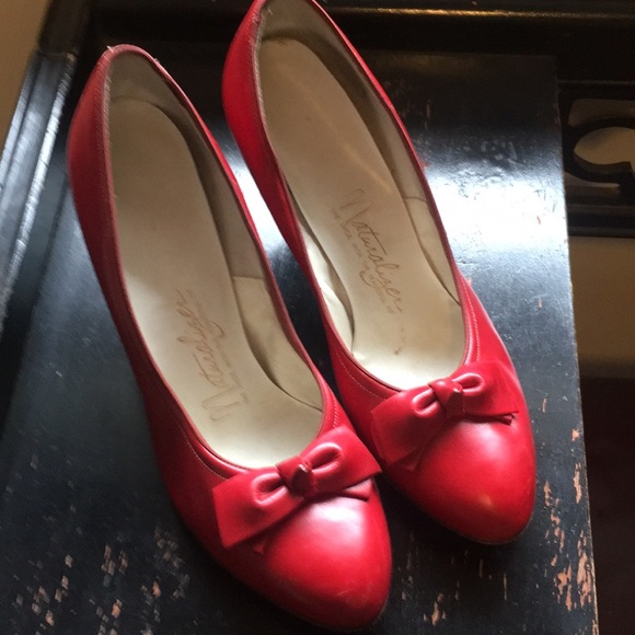 Authentic 1950’s Vintage Red Heels - Picture 1 of 5